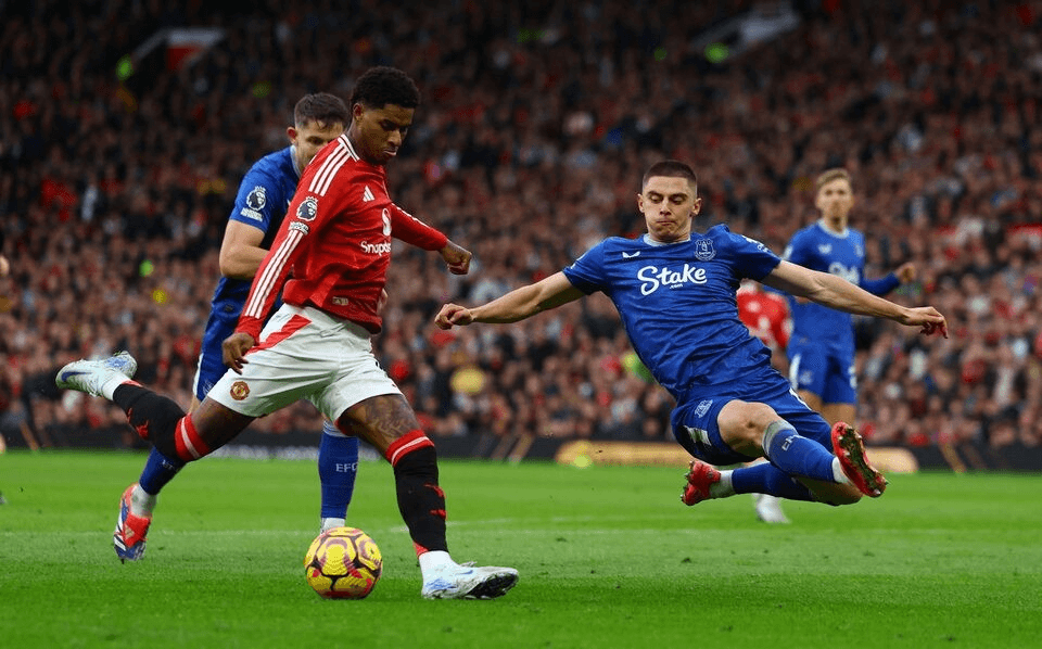 मजबुत हुँदै युनाइटेड