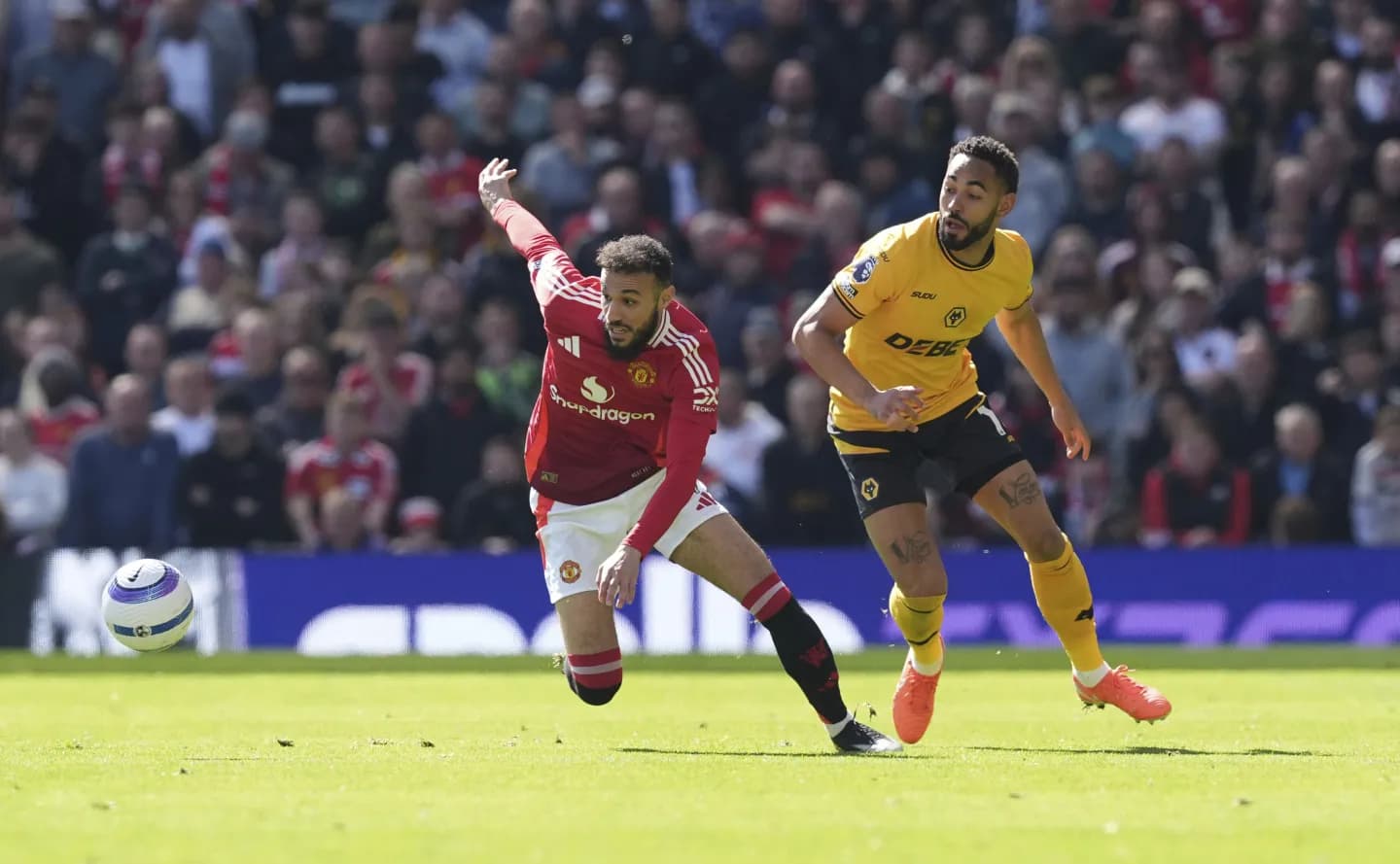 युनाइटेडको बिर्सनलायक सिजन