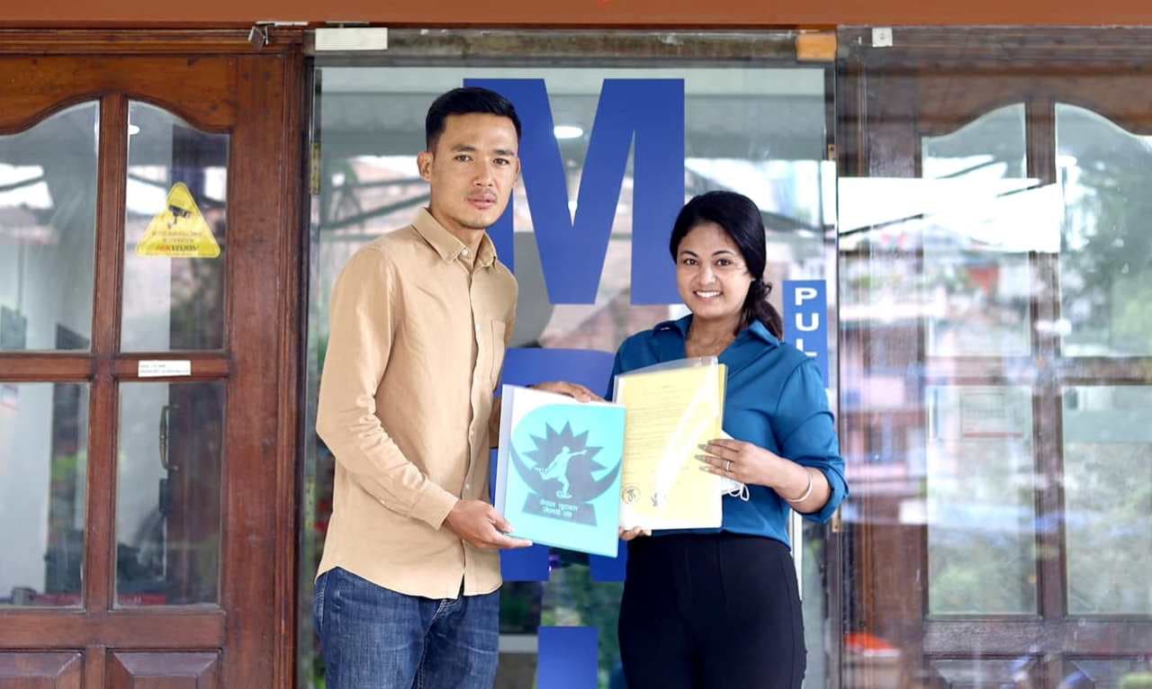 खेलाडी संघको ललितपुर थ्री टेस्लासँग सम्झौता