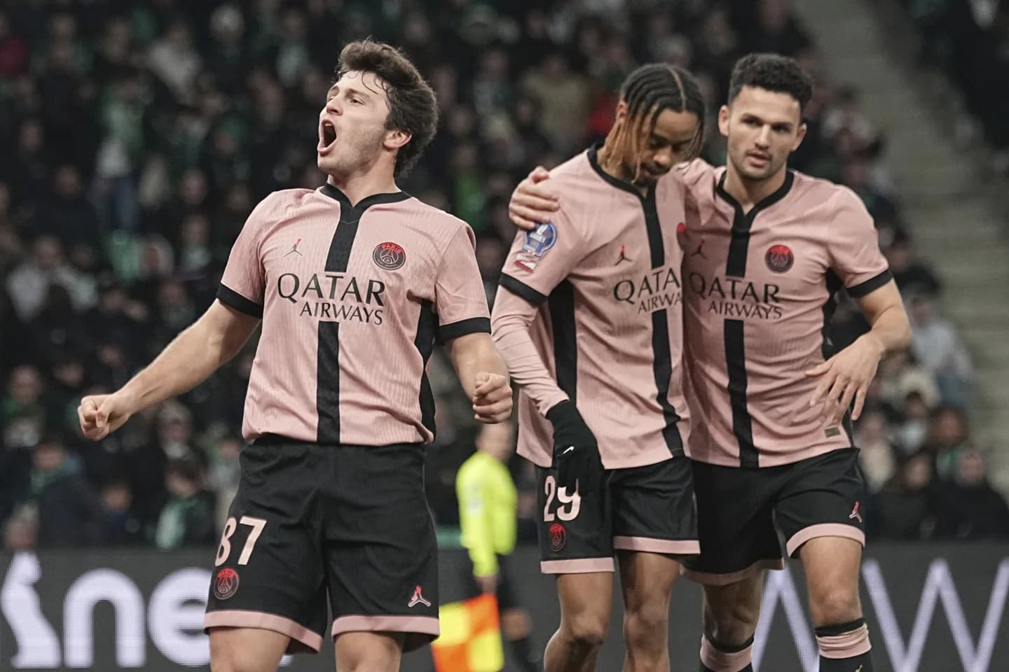 कीर्तिमानी १३औं उपाधिको संघारमा पिएसजी