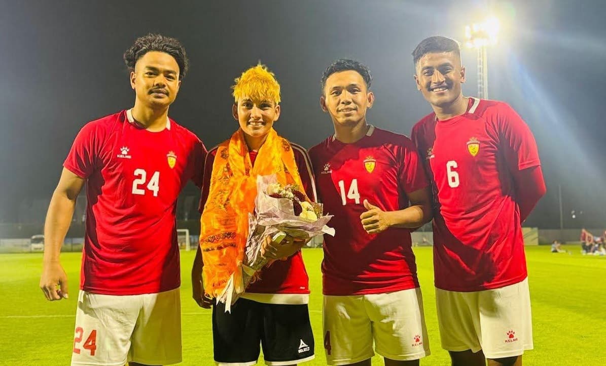 युएईमा  रेखा सम्मानित