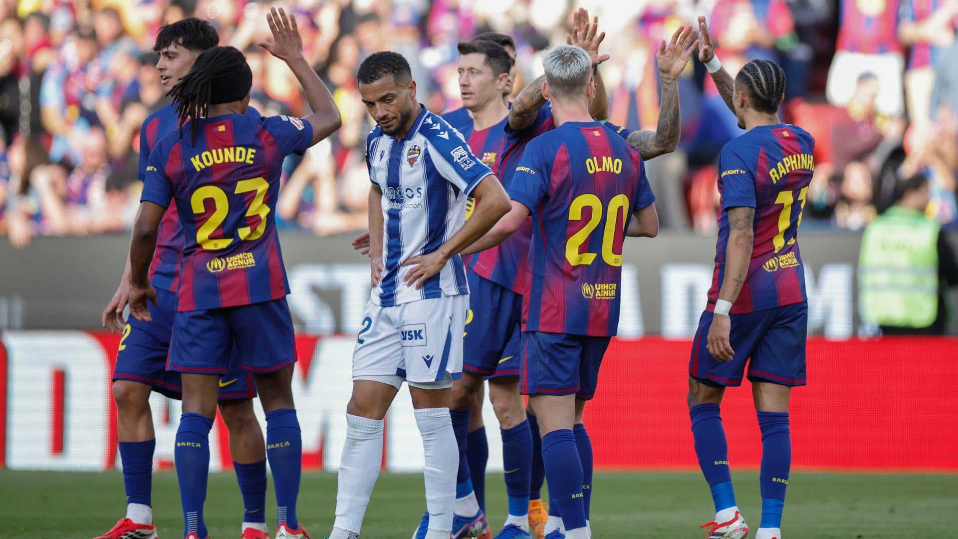 रियललाई उछिन्दै बार्सिलोना शीर्षस्थानमा