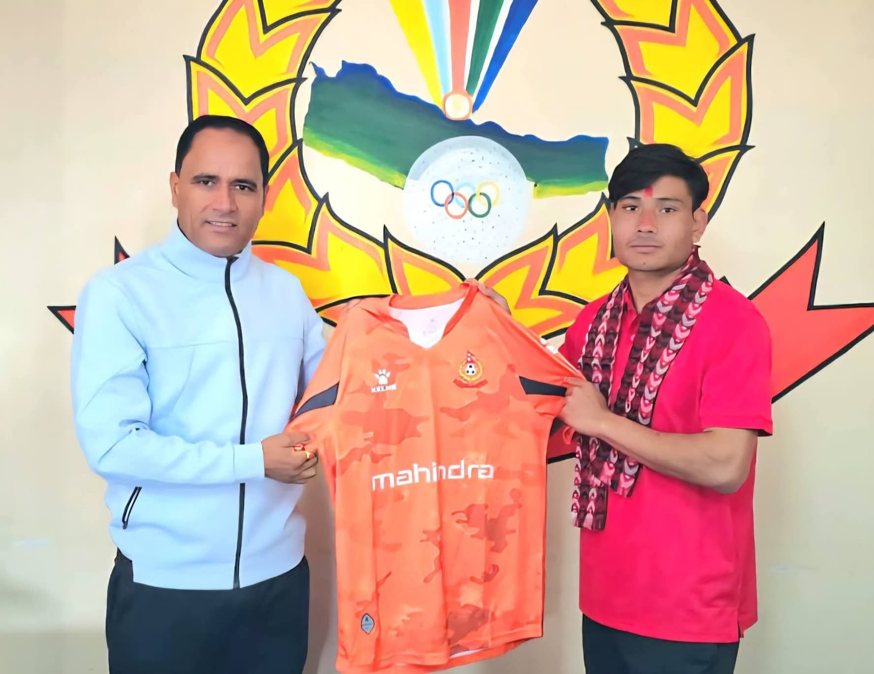 सन्तोष र अनिश एपीएफमा 