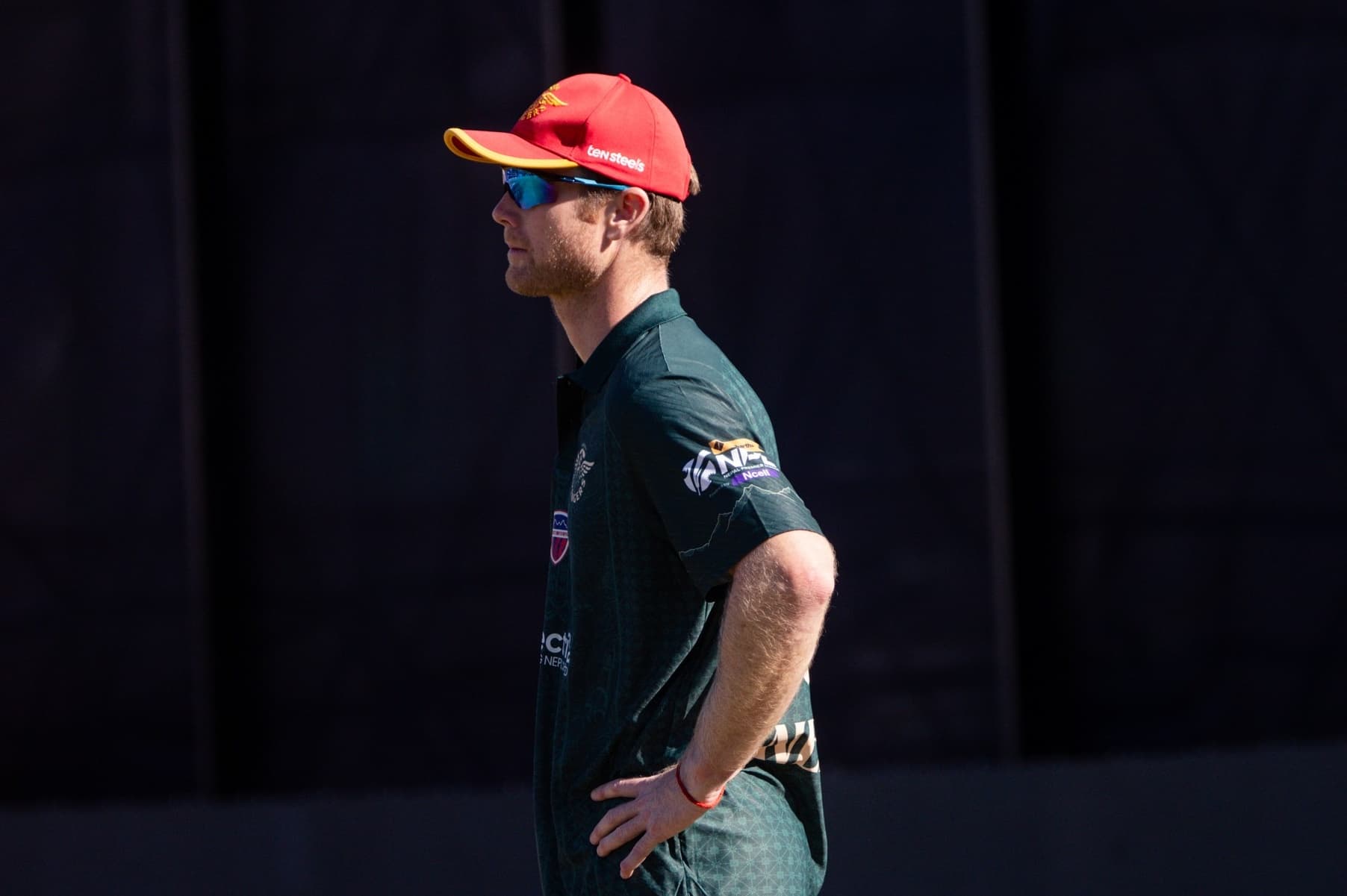 नीशमले हटाए कमेन्ट्