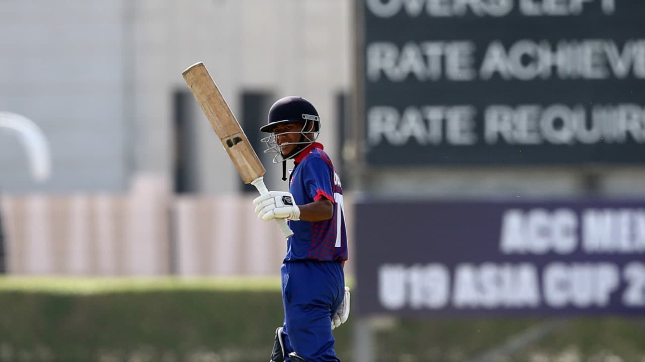 पाकिस्तानलाई नेपालको १ सय ५३ रनको लक्ष्य