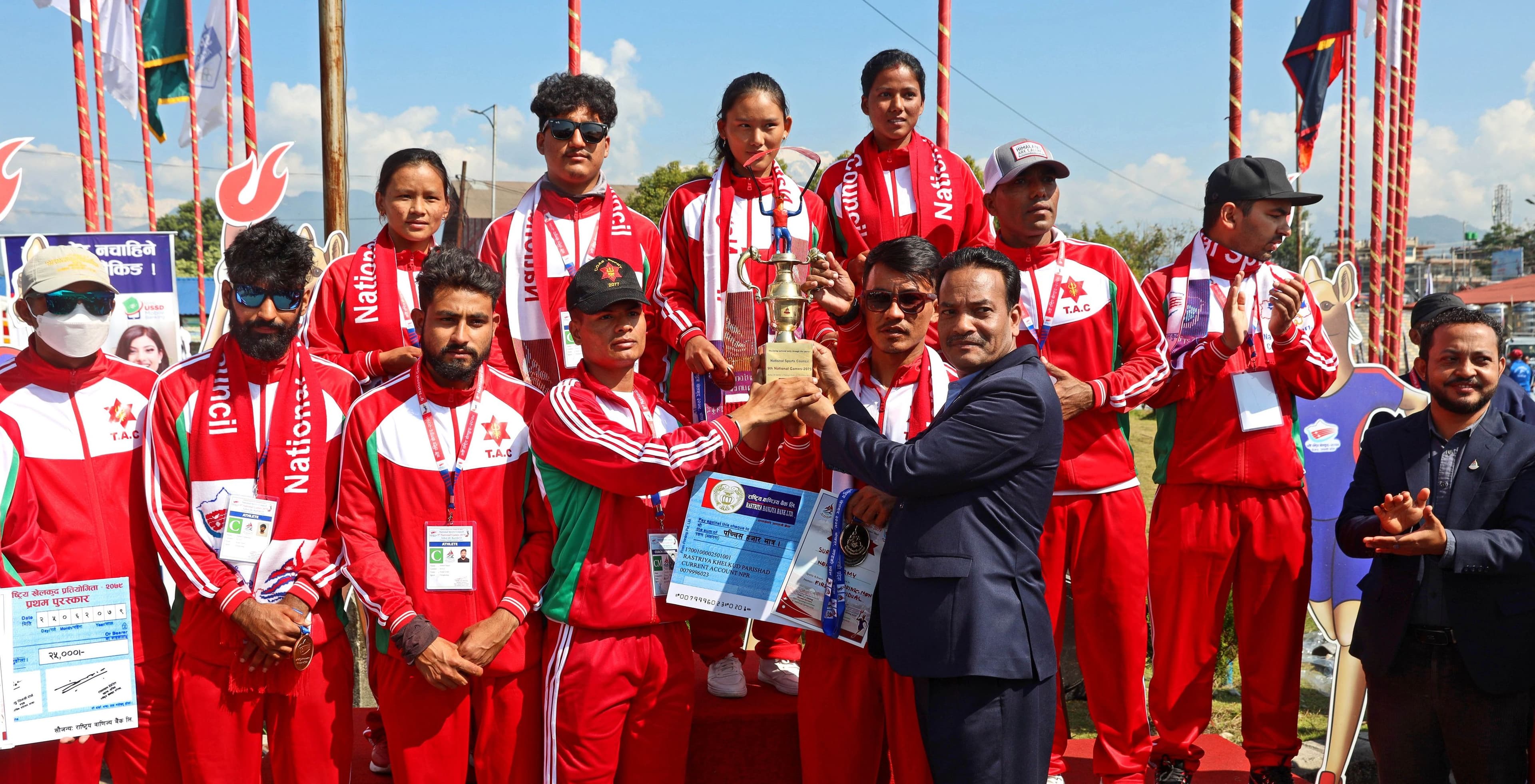 नवौं राष्ट्रिय : प्याराग्लाइडिङमा गण्डकी र आर्मीलाई ३-३ स्वर्ण, निसिमलाई मानार्थ स्वर्ण