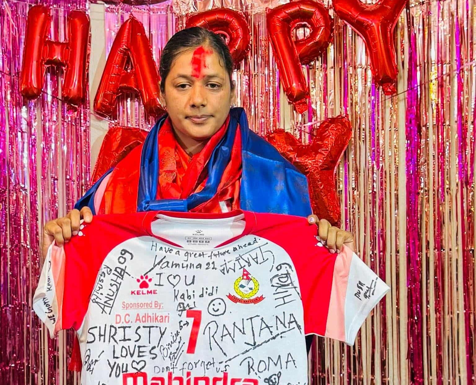 एपिएफ छाडेर अस्ट्रेलिया उडिन् कविता