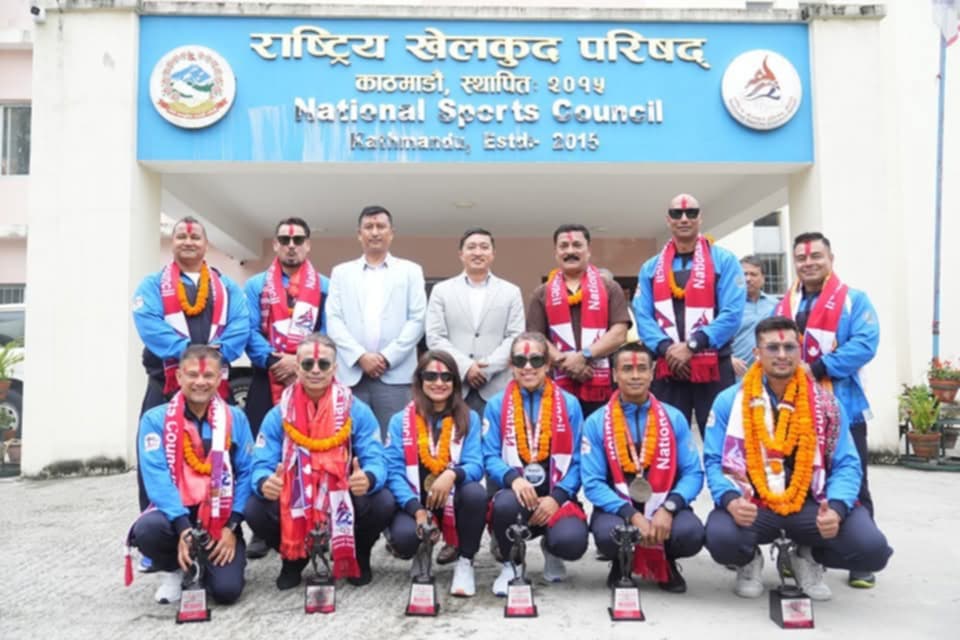 पदक विजेता टोलीलाई स्वागत