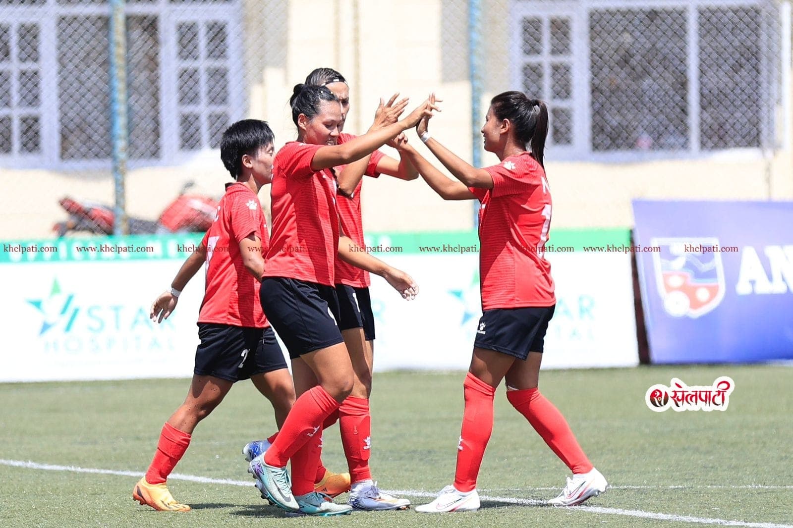 पुलिस चन्द्रगढी महिला गोल्डकपको सेमिफाइनलमा