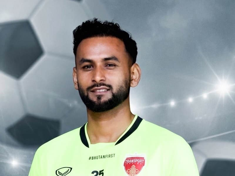 टिकेन्द्रले ट्रान्सपोर्टबाट खेल्ने