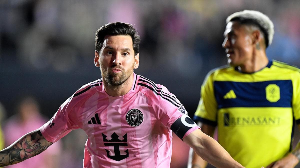 मेसीले गरे करिअरको ४००औं असिस्ट, ८९४औं गोल !