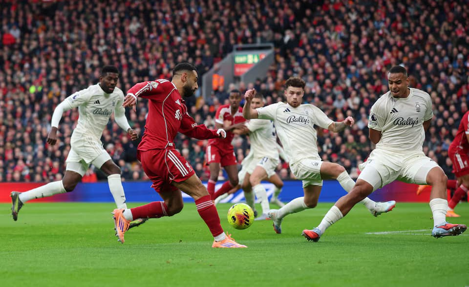 घरेलु मैदानमै लड्खडायो लिभरपुल