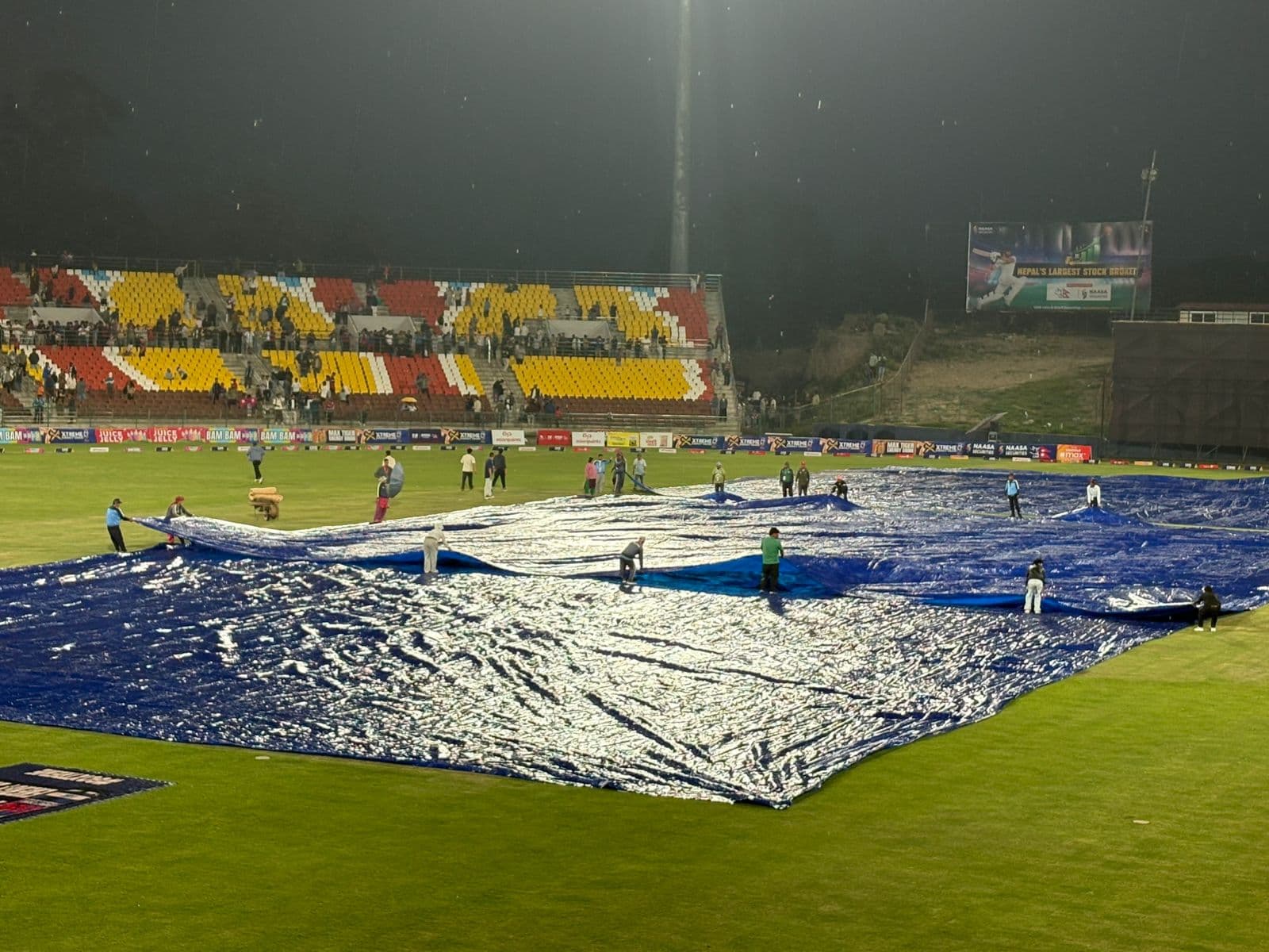 नेपाल र युएईबीचको खेल वर्षका कारण रोकियो