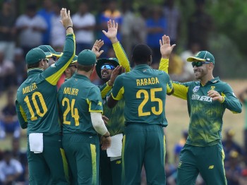 श्रीलंकाविरुद्ध दक्षिण अफ्रीका ५ विकेटले विजयी