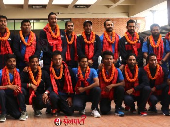 ऐतिहासिक एकदिवसीय सिरिज खेलेर नेपाली क्रिकेट टोली स्वदेश फिर्ता