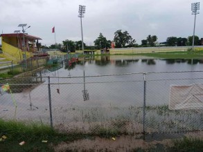 सहिद रंगशालामा पानी जम्यो,  बेलबारीमा सारियो खेल