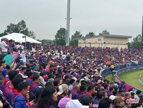 नेपाली समर्थकले ढाकियो स्टेडियम (तस्बिरहरू)