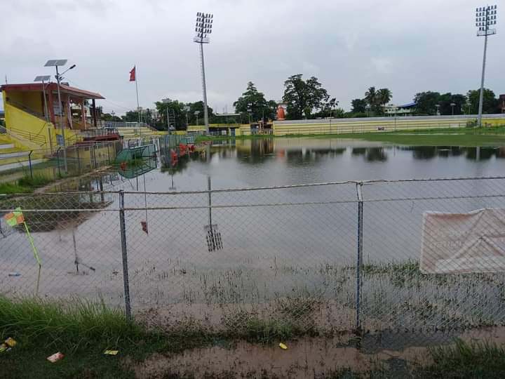 सहिद रंगशालामा पानी जम्यो,  बेलबारीमा सारियो खेल