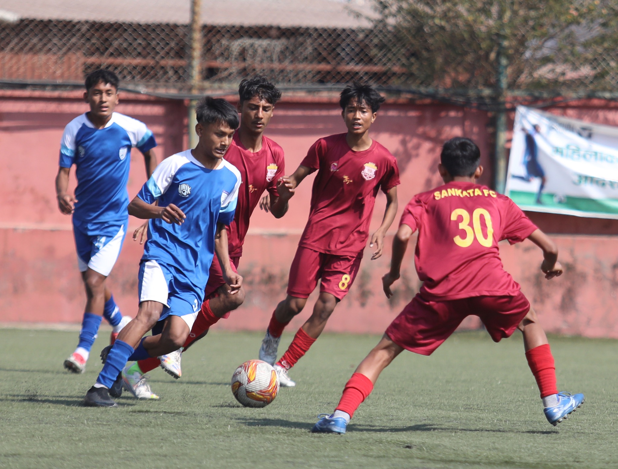 चर्च ब्वाइजले शीर्ष स्थानमा उक्लिने मौका गुमायो